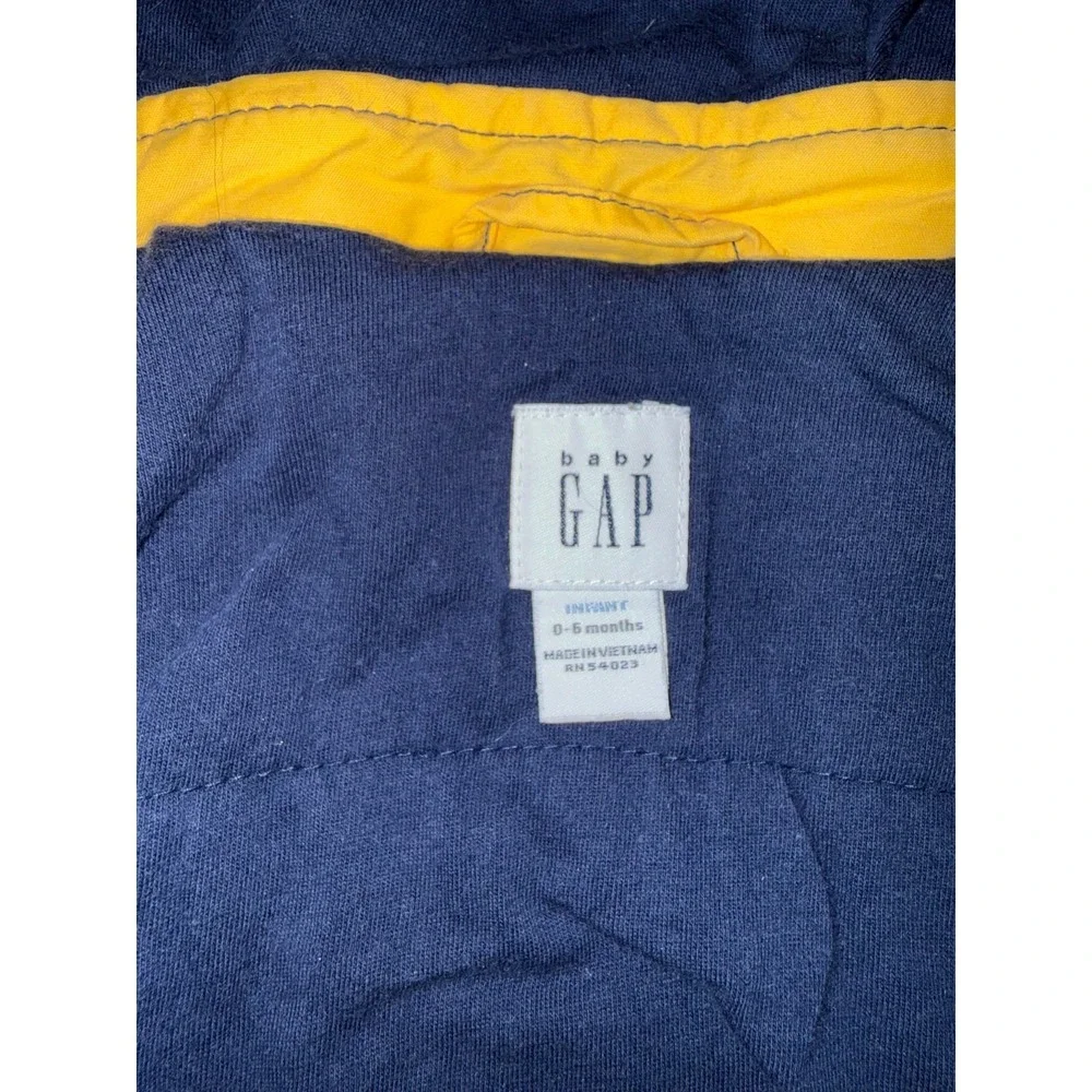 Vintage 90's Kids Baby Gap Rain Hooded Jacket Size 0-6 Months Whale Patch